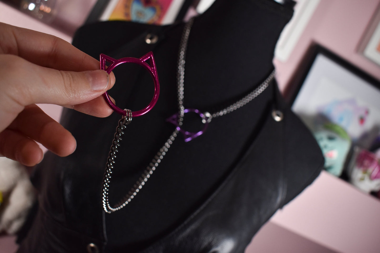 Half And Half Gunmetal + Hot Pink/ Purple Kitty Ring Slip Chain / Fashion Version