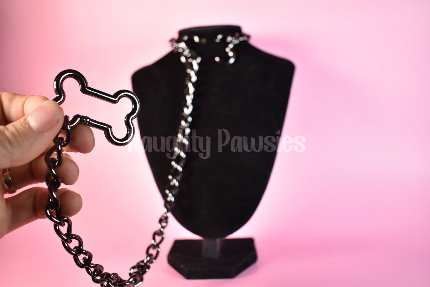 Gunmetal Dog Bone Clip Thick Slip Chain 25in