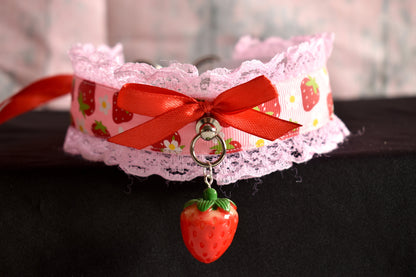 Strawberry Field Choker