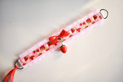 Strawberry Field Choker