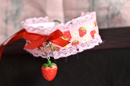 Strawberry Field Choker