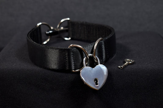 Locked Kitten Play Choker