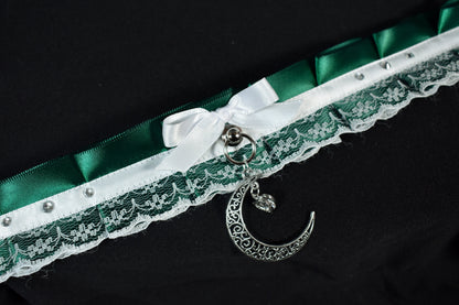 Green Moon Choker