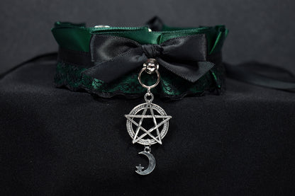 Green Witchy Collar