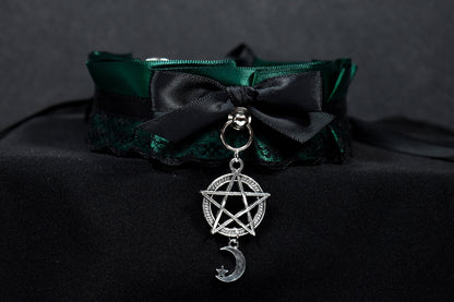 Green Witchy Collar