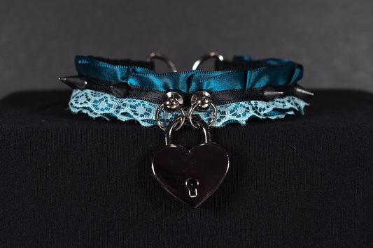 Lock And Spikes Blue Choker