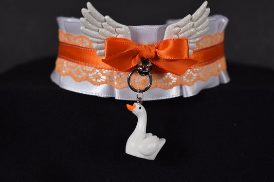 Silly Lil' Goose Choker