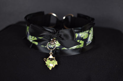 Kitty Plant Choker