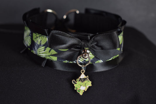 Kitty Plant Choker