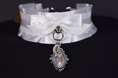 White Scales Choker